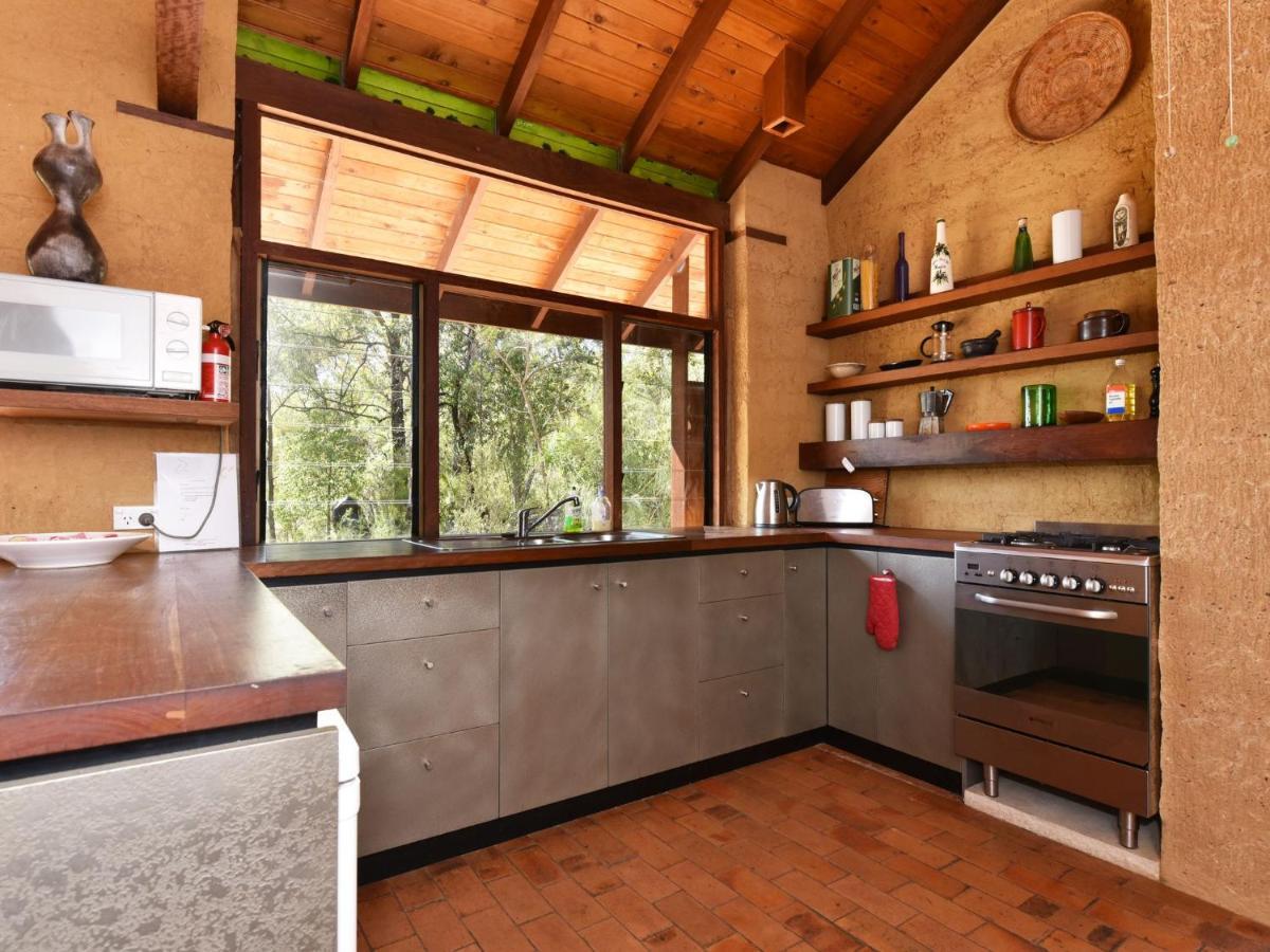 Corymbia Cottage Brokes Secluded Escape For Max 4 Экстерьер фото