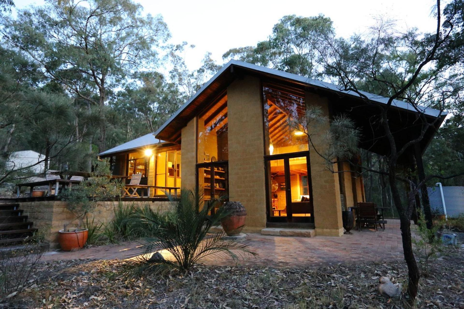 Corymbia Cottage Brokes Secluded Escape For Max 4 Экстерьер фото
